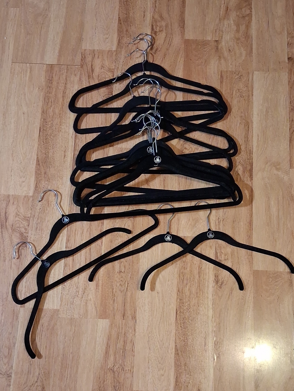 Hangers-JM VELVET Black